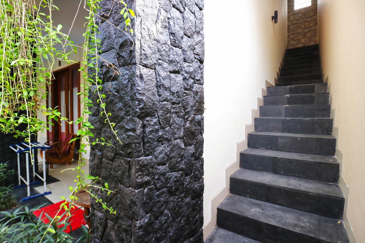 D'Astri Guesthouse Sanur Redpartner Denpasar Exteriér fotografie